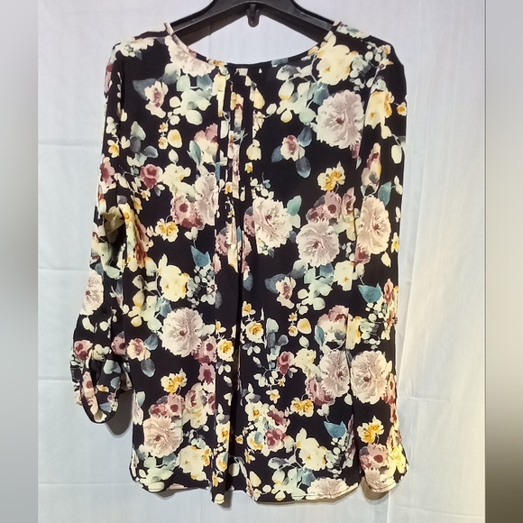 B Collection by Bobeau EUC Blouse Black w/ Tan, Rose Peach Floral, Medium - Picture 9 of 9